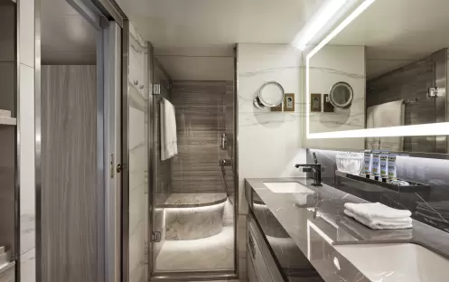 Crystal, Serenity Sapphire Veranda Suite 8